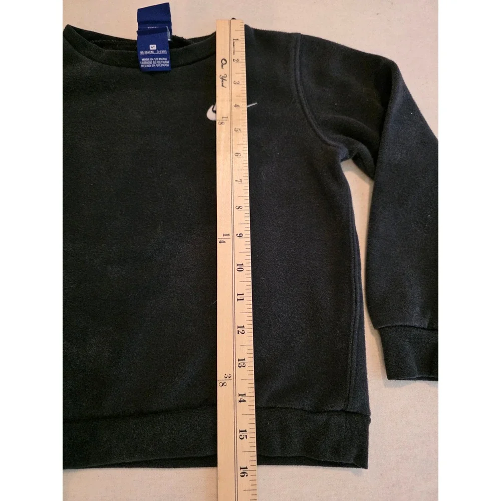 Nike Kids Sweatshirt 4T Black Sportswear Fleece Crewneck Pullover Logo 81917